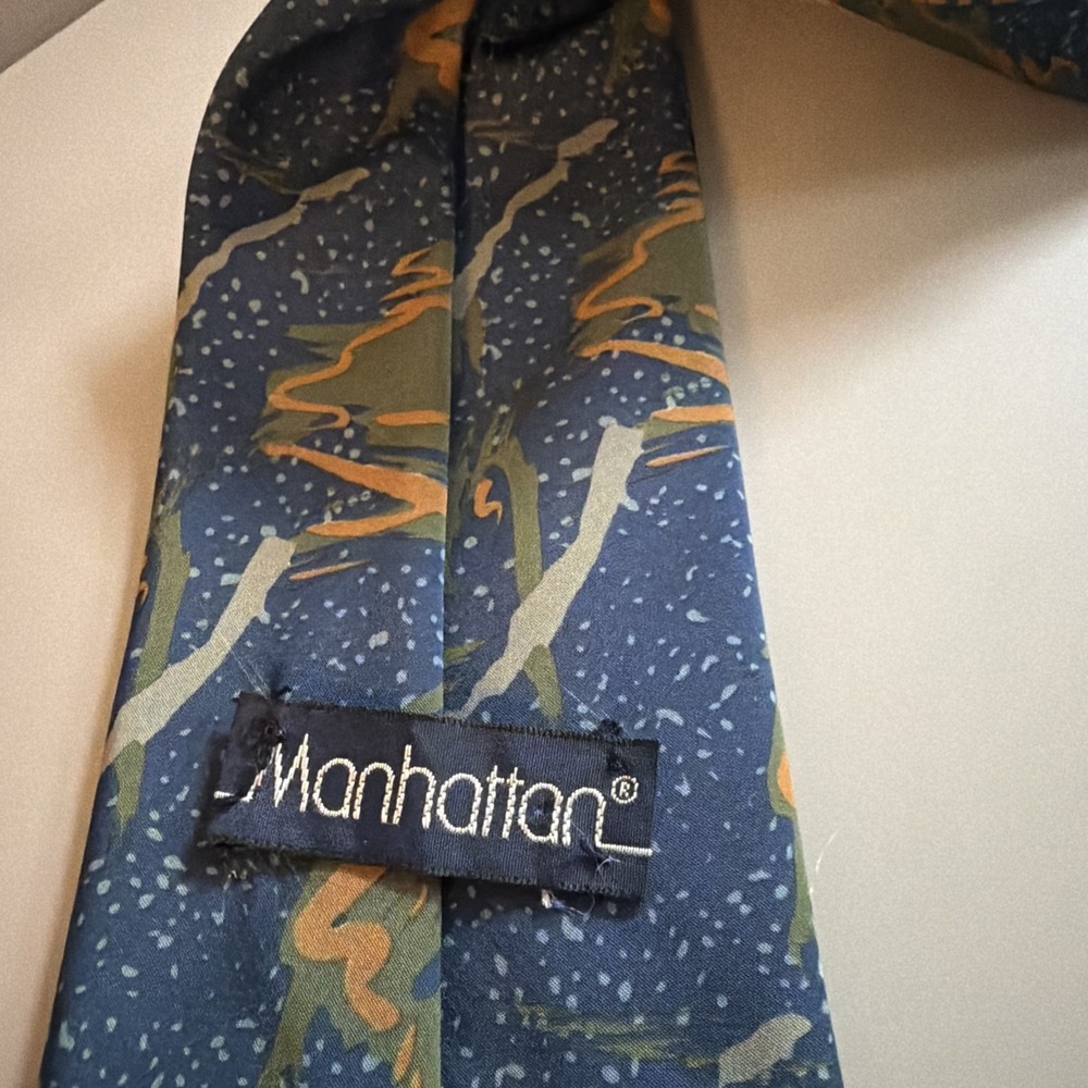 Vintage 1980s Manhattan Men's Neck Tie Abstract Swirl Blue Olive Green Yellow - Picture 4 of 6